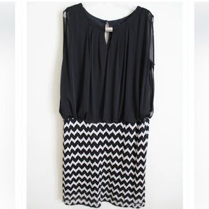 Perceptions Dress Size 10 Black and White Zigzag Chevron Midi